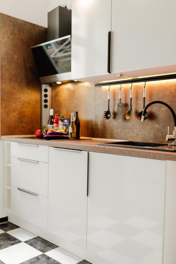Design Apartment Stadtfeld-Ost Mit Netflix & 2 Schlafzimmern Magdeburg Zewnętrze zdjęcie