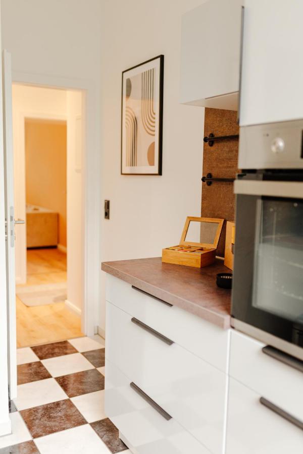 Design Apartment Stadtfeld-Ost Mit Netflix & 2 Schlafzimmern Magdeburg Zewnętrze zdjęcie